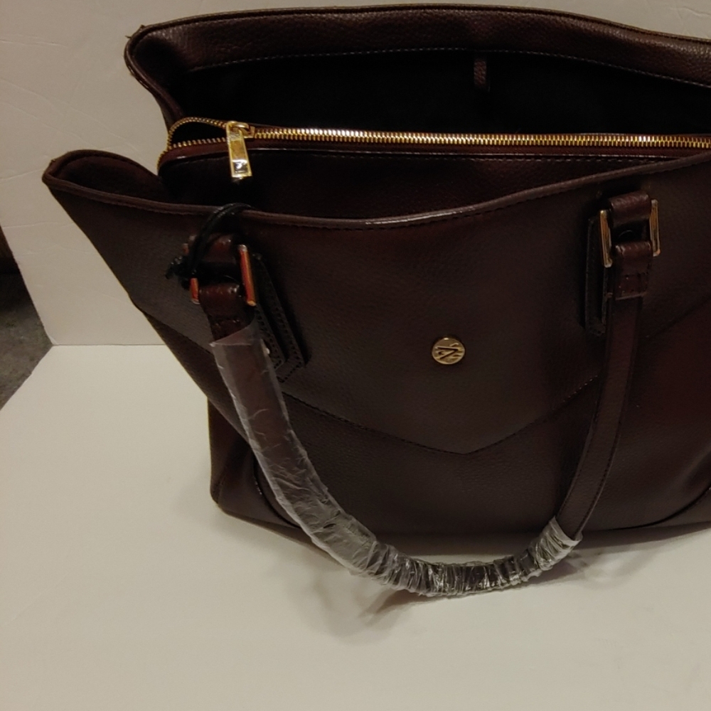 Travanti Burgundy  SALE  $ just MARKED DOWN   NEW SALE - Picture 2 of 6